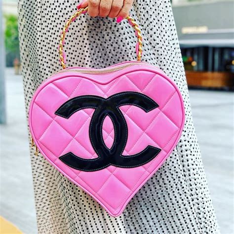 chanel pink heart purse